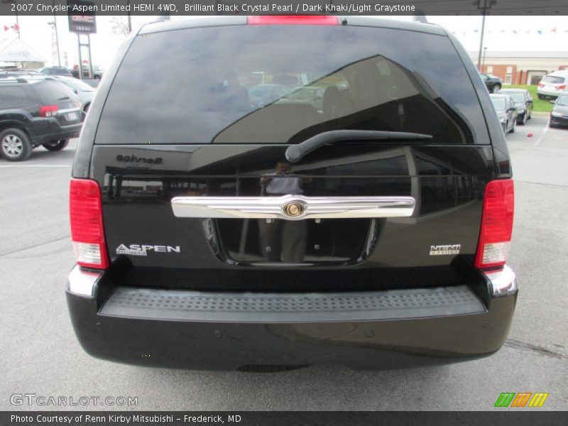 Brilliant Black Crystal Pearl / Dark Khaki/Light Graystone 2007 Chrysler Aspen Limited HEMI 4WD