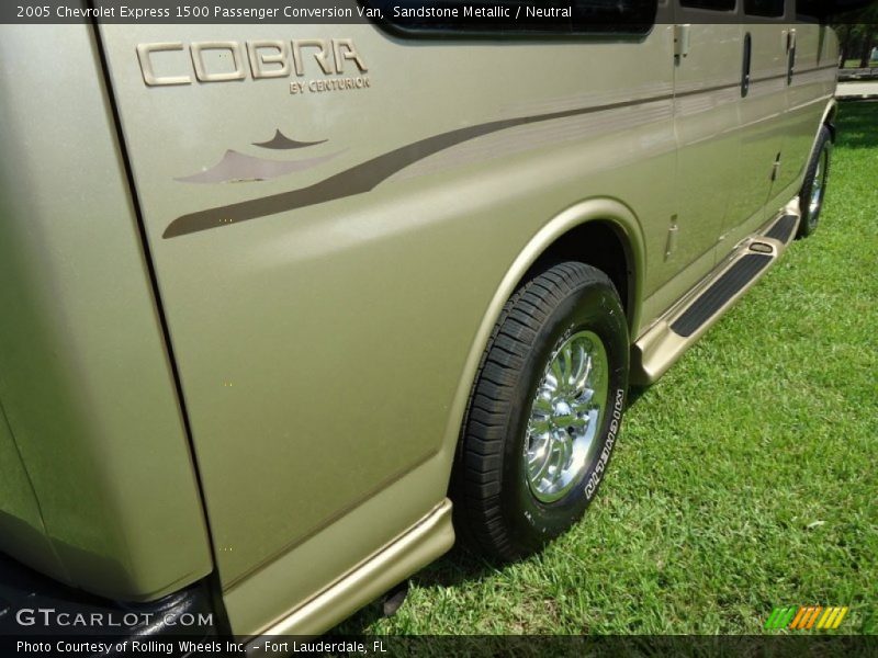 Sandstone Metallic / Neutral 2005 Chevrolet Express 1500 Passenger Conversion Van