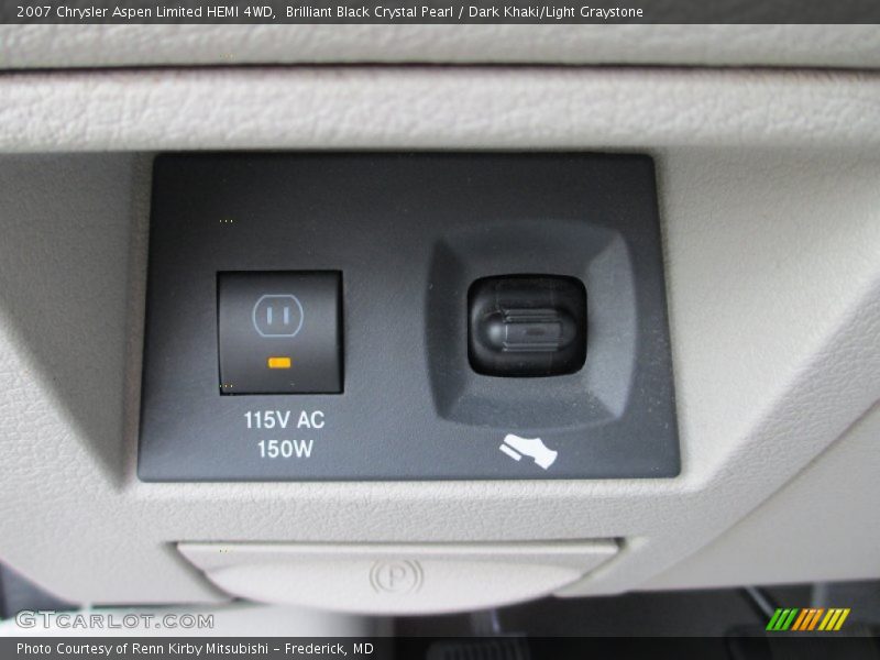 Brilliant Black Crystal Pearl / Dark Khaki/Light Graystone 2007 Chrysler Aspen Limited HEMI 4WD