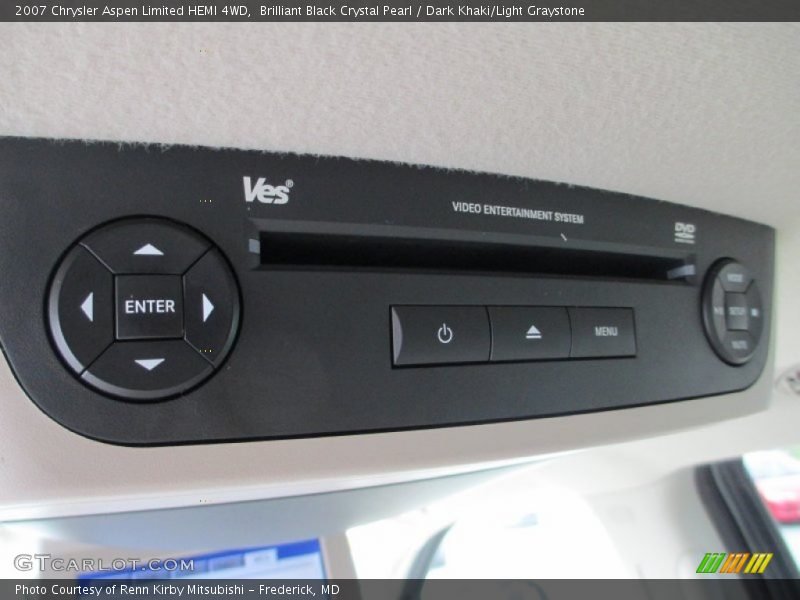 Brilliant Black Crystal Pearl / Dark Khaki/Light Graystone 2007 Chrysler Aspen Limited HEMI 4WD
