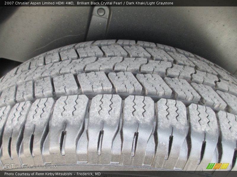 Brilliant Black Crystal Pearl / Dark Khaki/Light Graystone 2007 Chrysler Aspen Limited HEMI 4WD