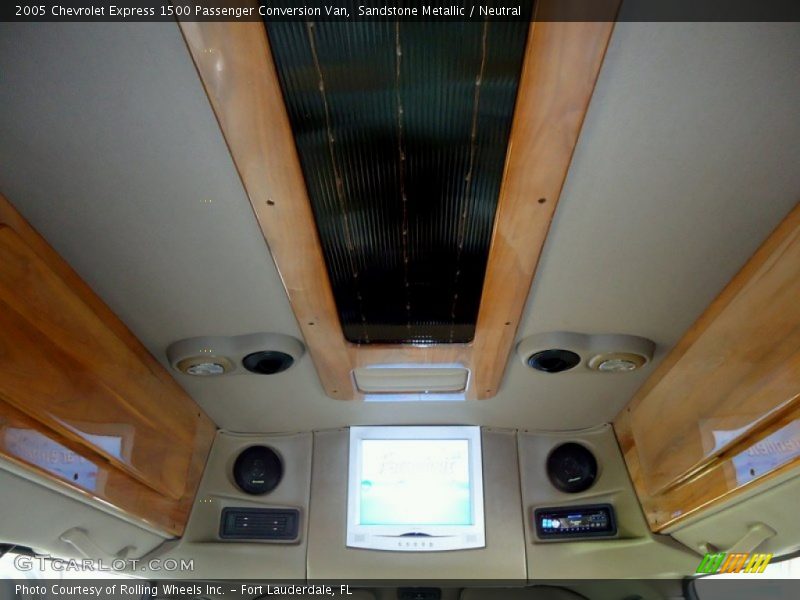 Sandstone Metallic / Neutral 2005 Chevrolet Express 1500 Passenger Conversion Van