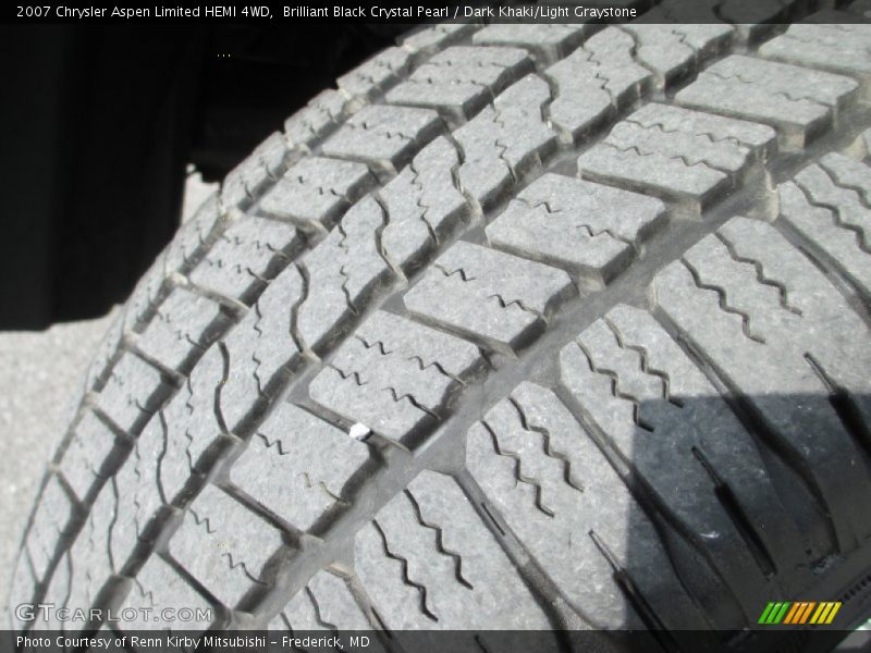 Brilliant Black Crystal Pearl / Dark Khaki/Light Graystone 2007 Chrysler Aspen Limited HEMI 4WD