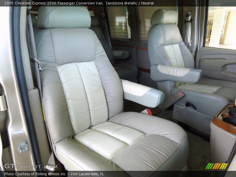 Sandstone Metallic / Neutral 2005 Chevrolet Express 1500 Passenger Conversion Van