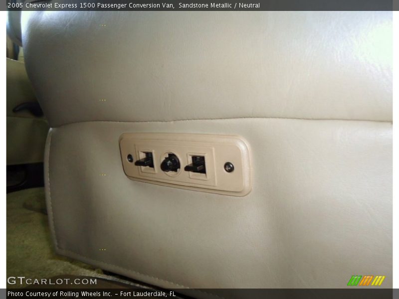 Sandstone Metallic / Neutral 2005 Chevrolet Express 1500 Passenger Conversion Van