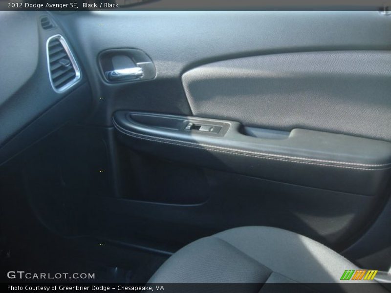 Black / Black 2012 Dodge Avenger SE