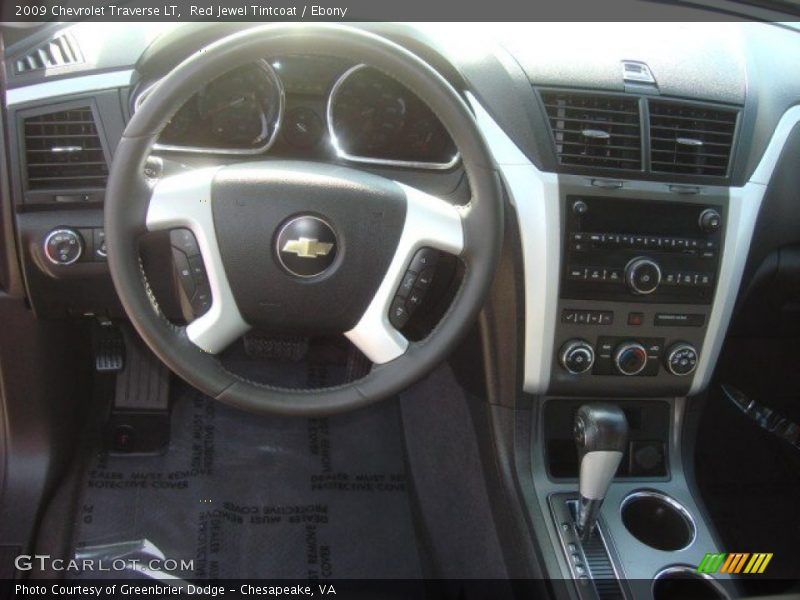 Red Jewel Tintcoat / Ebony 2009 Chevrolet Traverse LT