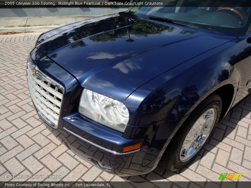 Midnight Blue Pearlcoat / Dark Slate Gray/Light Graystone 2005 Chrysler 300 Touring
