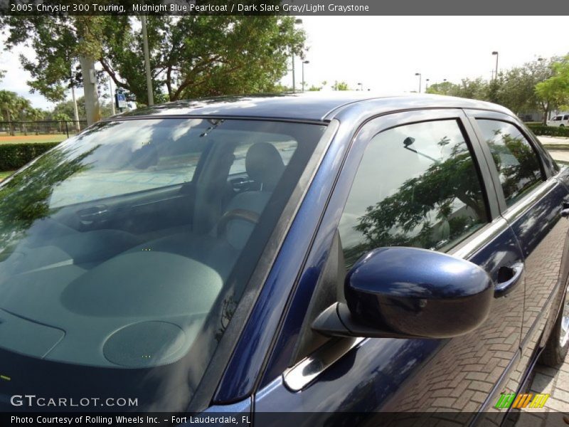 Midnight Blue Pearlcoat / Dark Slate Gray/Light Graystone 2005 Chrysler 300 Touring