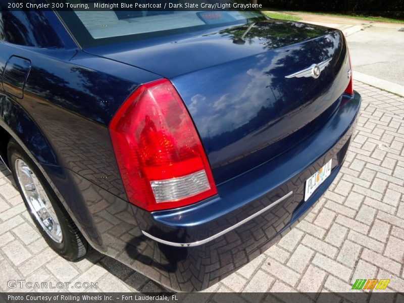 Midnight Blue Pearlcoat / Dark Slate Gray/Light Graystone 2005 Chrysler 300 Touring