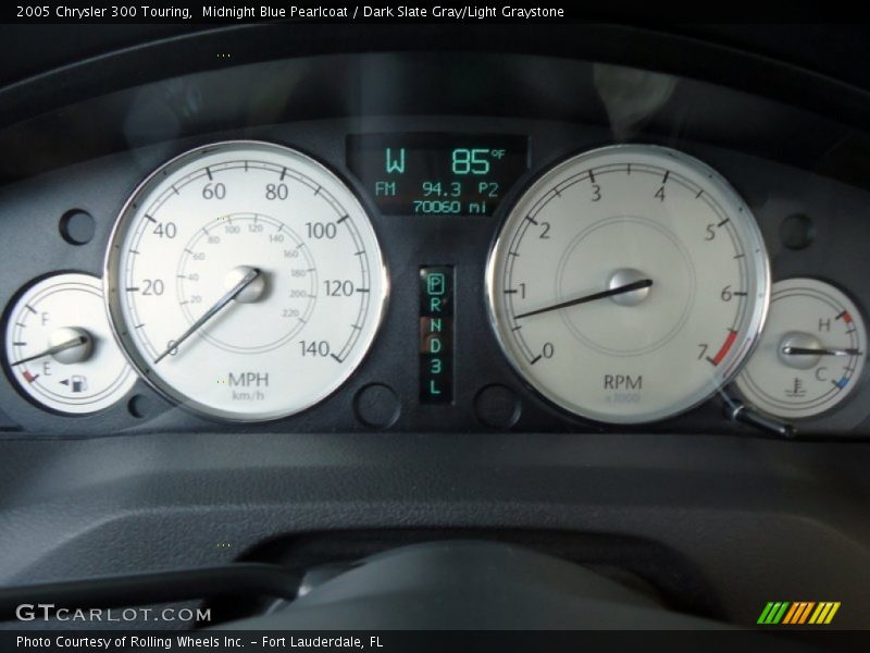 Midnight Blue Pearlcoat / Dark Slate Gray/Light Graystone 2005 Chrysler 300 Touring
