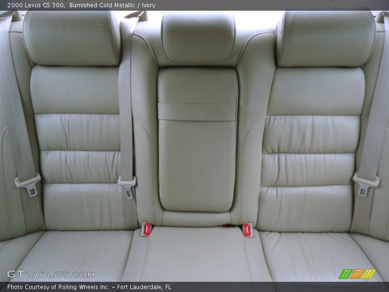 Rear Seat of 2000 GS 300