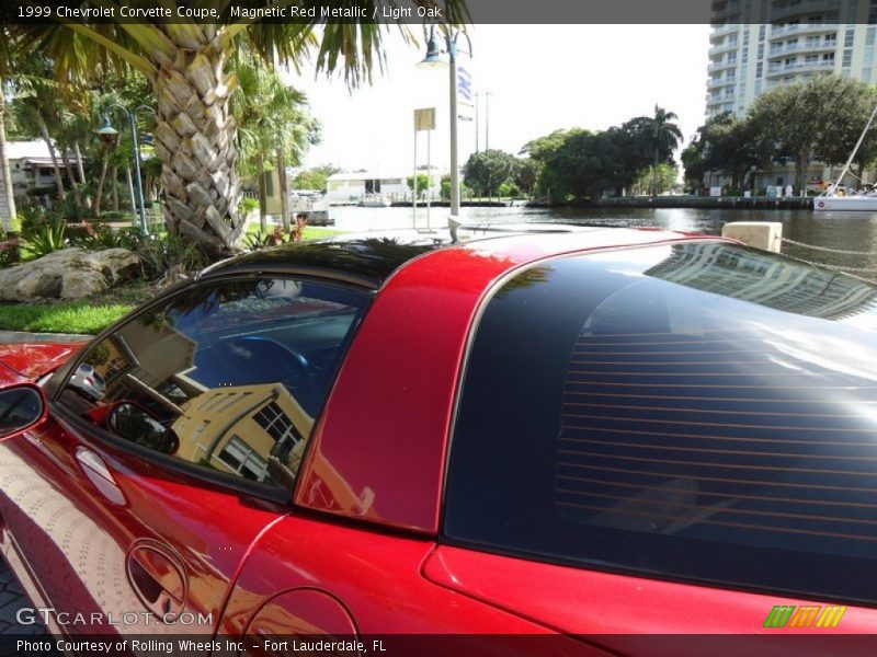 Magnetic Red Metallic / Light Oak 1999 Chevrolet Corvette Coupe