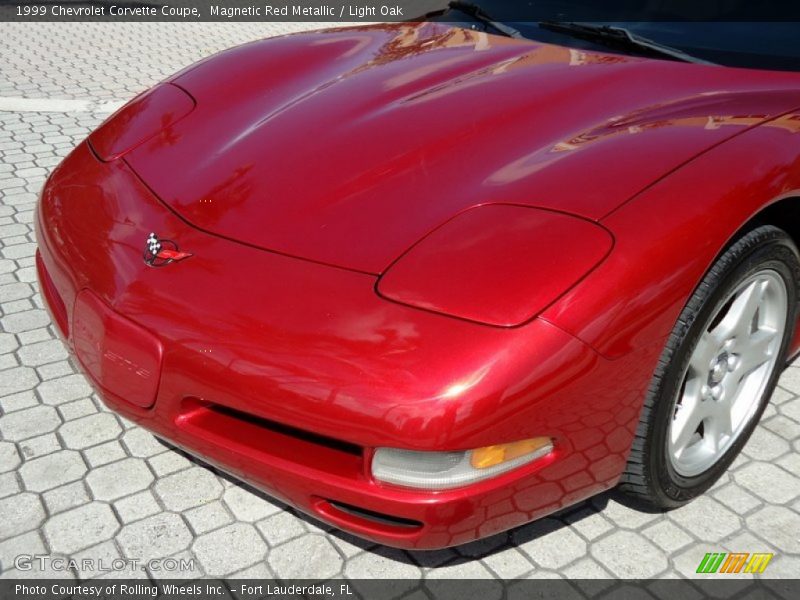 Magnetic Red Metallic / Light Oak 1999 Chevrolet Corvette Coupe