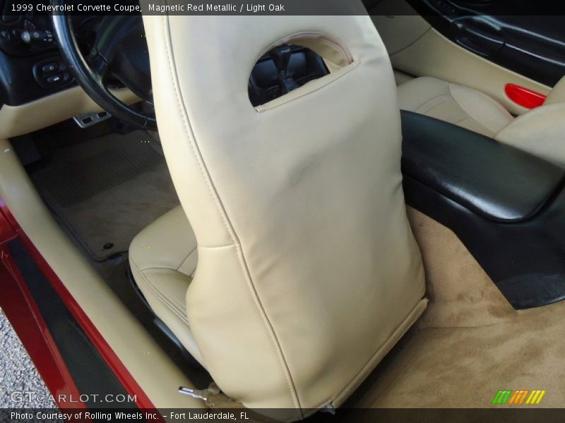 Magnetic Red Metallic / Light Oak 1999 Chevrolet Corvette Coupe
