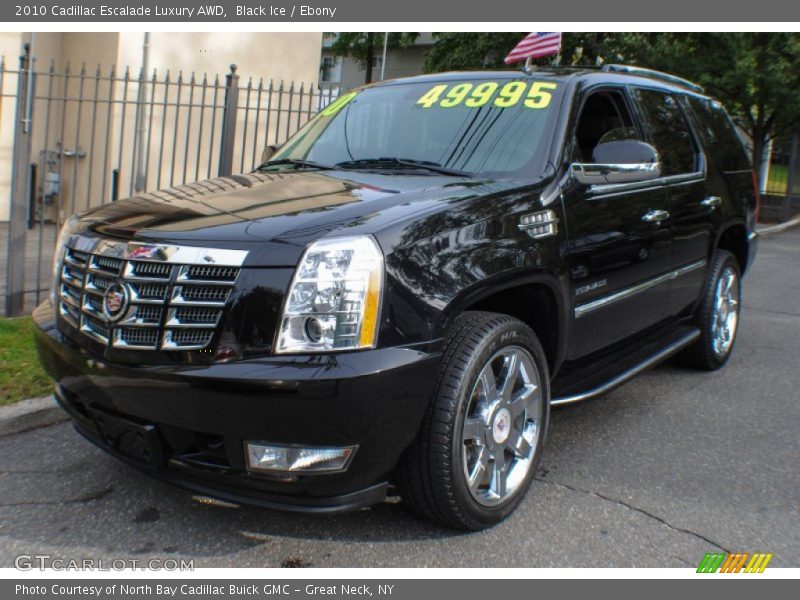 Front 3/4 View of 2010 Escalade Luxury AWD