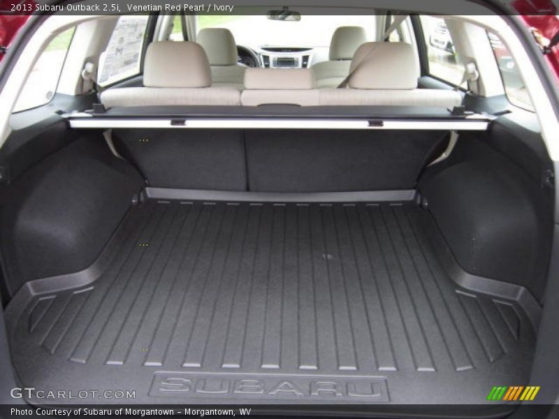  2013 Outback 2.5i Trunk