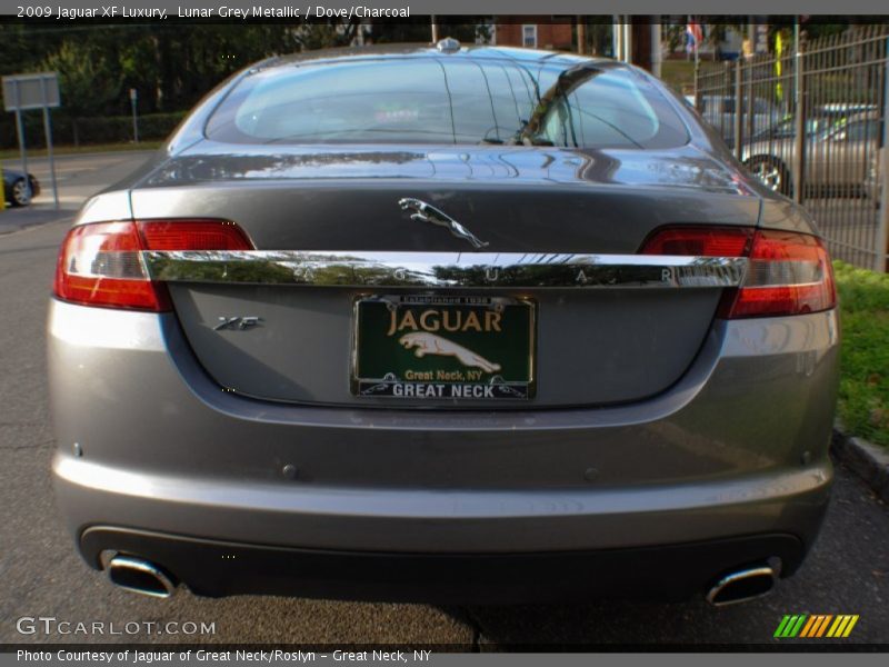 Lunar Grey Metallic / Dove/Charcoal 2009 Jaguar XF Luxury