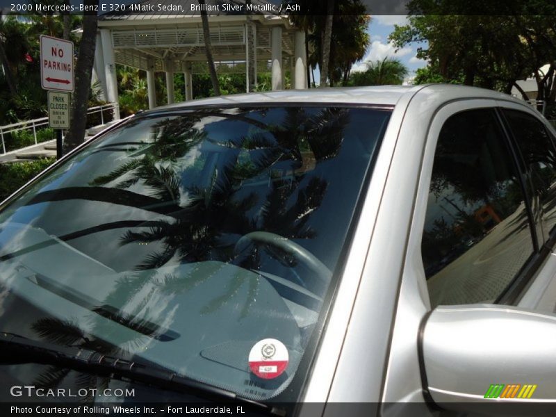Brilliant Silver Metallic / Ash 2000 Mercedes-Benz E 320 4Matic Sedan