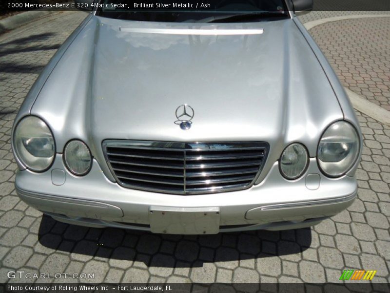 Brilliant Silver Metallic / Ash 2000 Mercedes-Benz E 320 4Matic Sedan