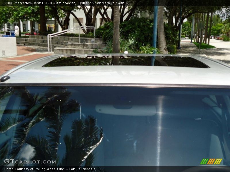 Brilliant Silver Metallic / Ash 2000 Mercedes-Benz E 320 4Matic Sedan