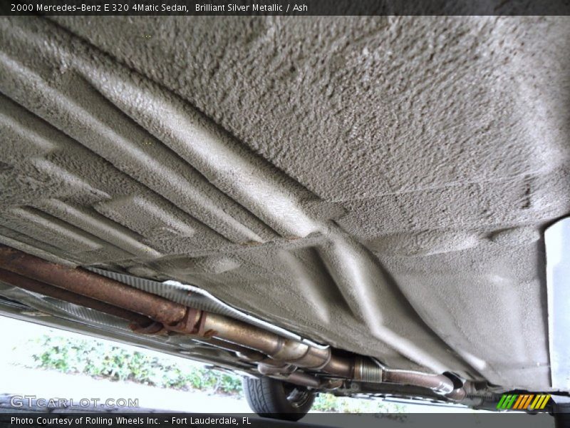 Brilliant Silver Metallic / Ash 2000 Mercedes-Benz E 320 4Matic Sedan