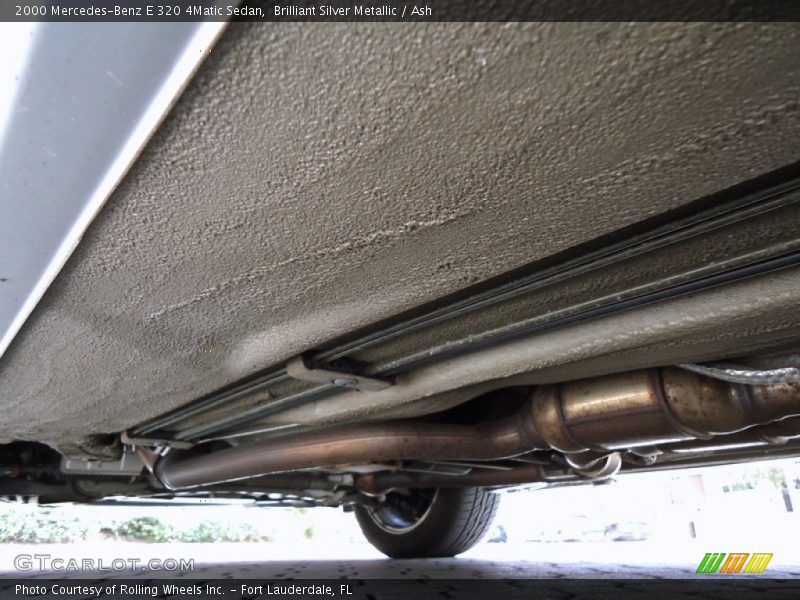 Brilliant Silver Metallic / Ash 2000 Mercedes-Benz E 320 4Matic Sedan