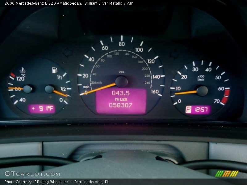  2000 E 320 4Matic Sedan 320 4Matic Sedan Gauges