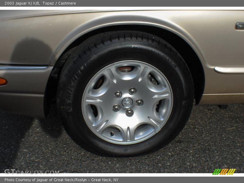  2003 XJ XJ8 Wheel