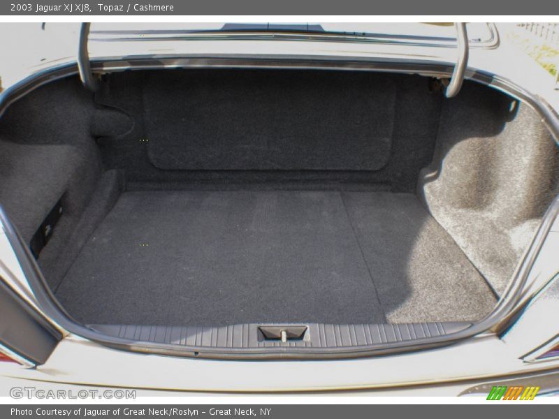  2003 XJ XJ8 Trunk