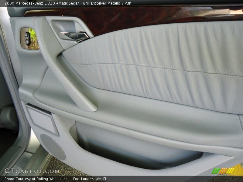 Brilliant Silver Metallic / Ash 2000 Mercedes-Benz E 320 4Matic Sedan