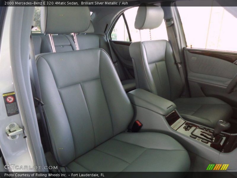 Front Seat of 2000 E 320 4Matic Sedan