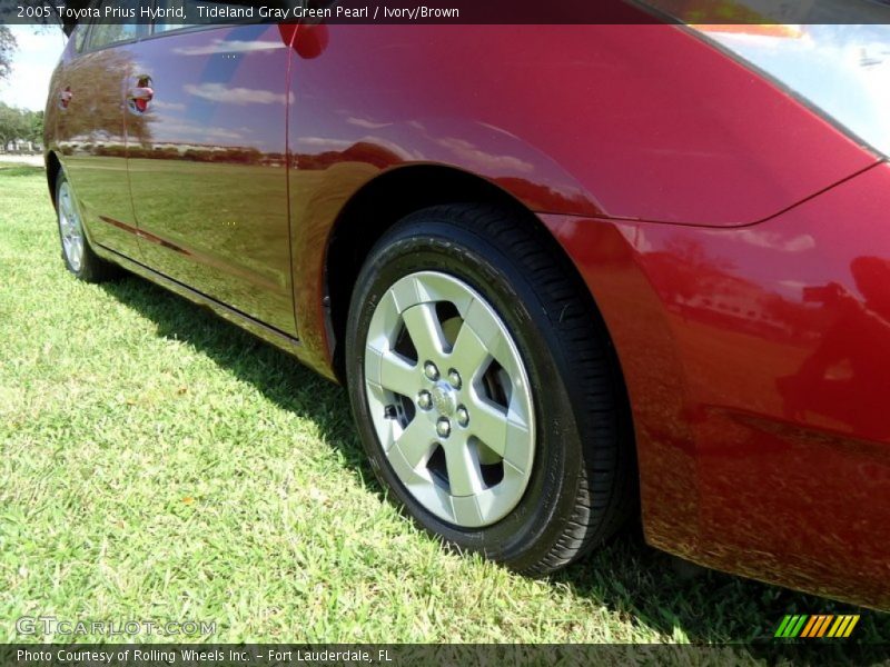 Tideland Gray Green Pearl / Ivory/Brown 2005 Toyota Prius Hybrid