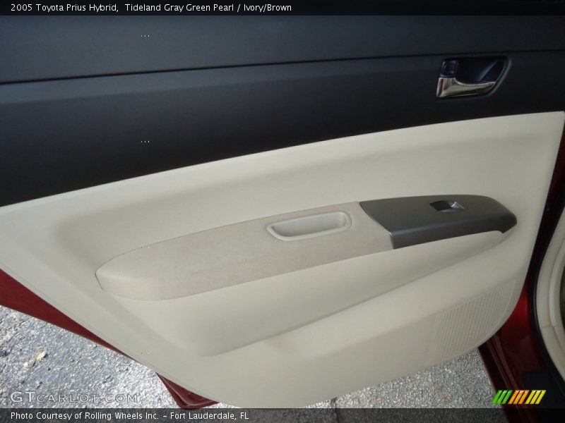Tideland Gray Green Pearl / Ivory/Brown 2005 Toyota Prius Hybrid