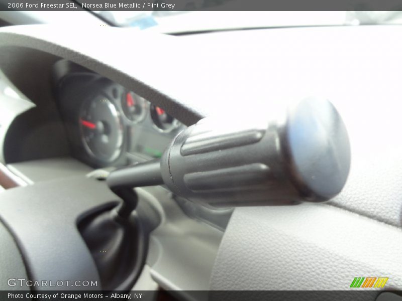 Norsea Blue Metallic / Flint Grey 2006 Ford Freestar SEL