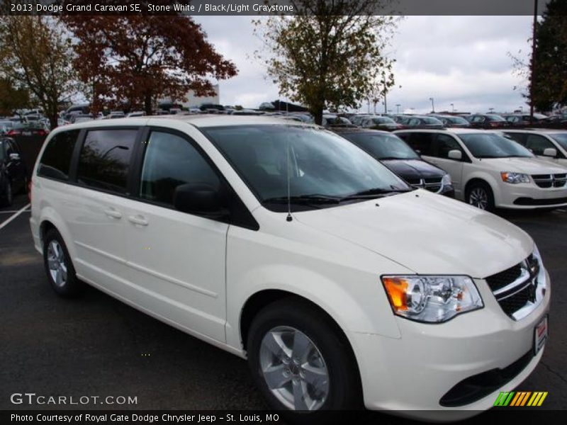 Stone White / Black/Light Graystone 2013 Dodge Grand Caravan SE