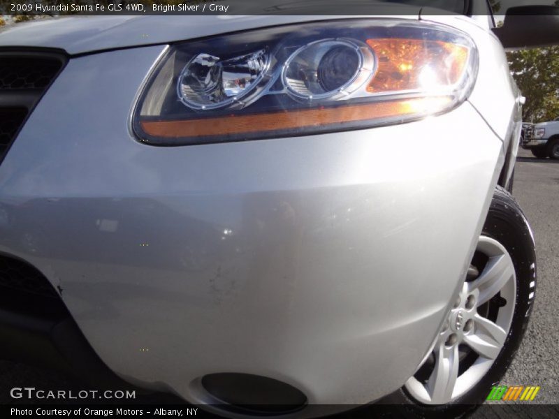 Bright Silver / Gray 2009 Hyundai Santa Fe GLS 4WD