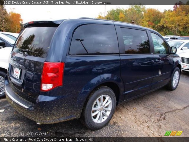 True Blue Pearl / Black/Light Graystone 2013 Dodge Grand Caravan SXT
