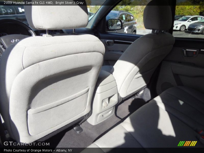 Bright Silver / Gray 2009 Hyundai Santa Fe GLS 4WD