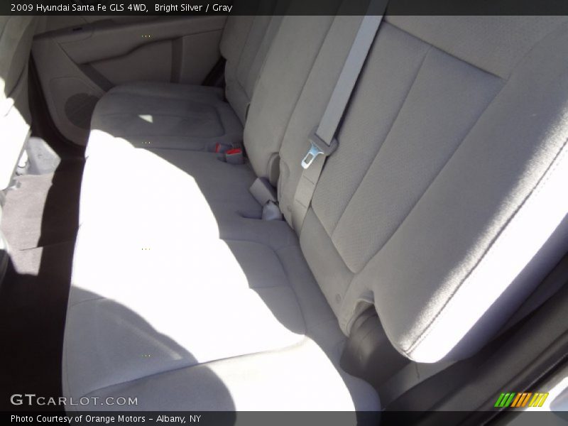 Bright Silver / Gray 2009 Hyundai Santa Fe GLS 4WD