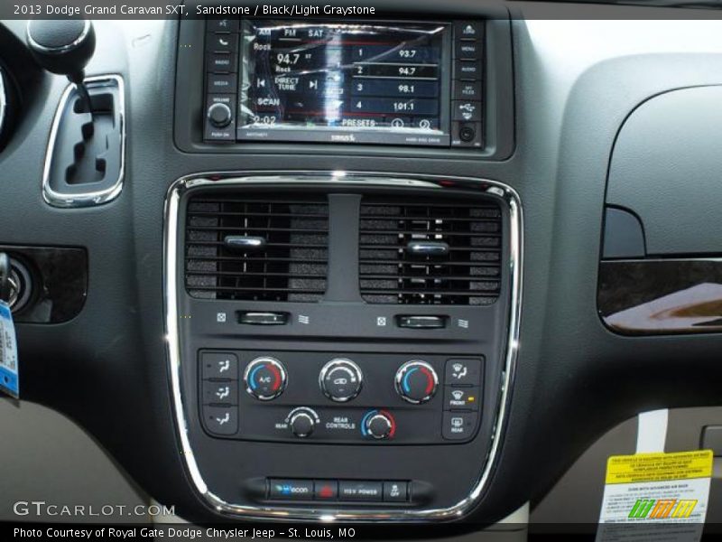 Sandstone / Black/Light Graystone 2013 Dodge Grand Caravan SXT