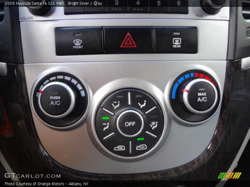 Bright Silver / Gray 2009 Hyundai Santa Fe GLS 4WD