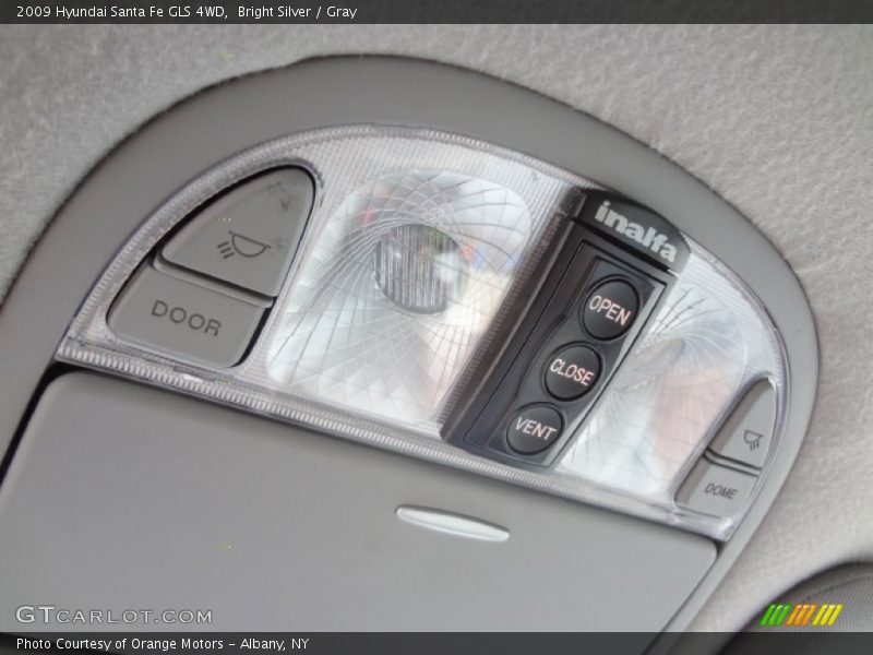 Bright Silver / Gray 2009 Hyundai Santa Fe GLS 4WD