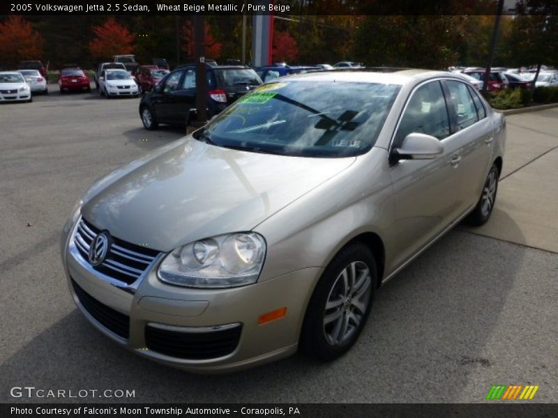 Wheat Beige Metallic / Pure Beige 2005 Volkswagen Jetta 2.5 Sedan