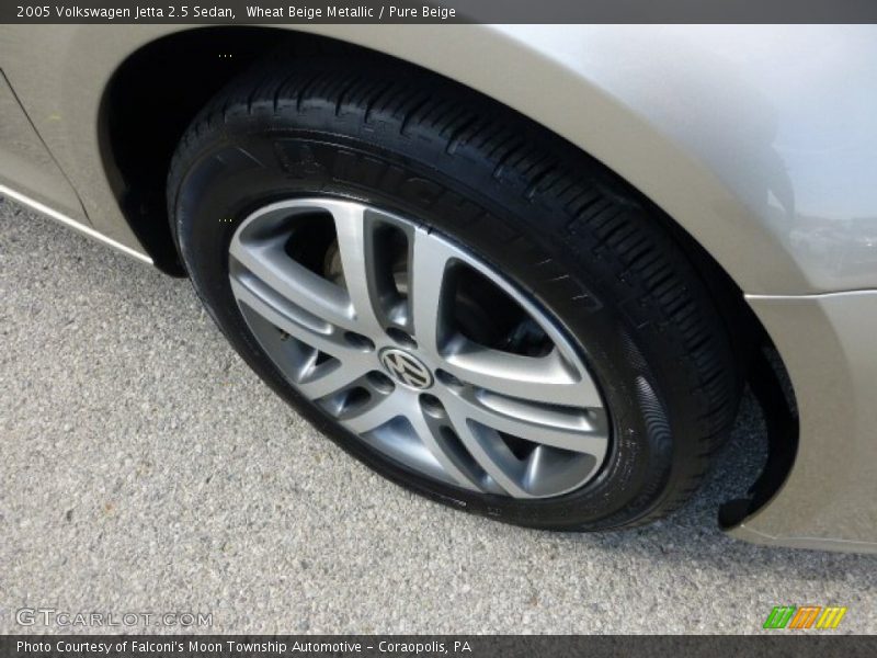 Wheat Beige Metallic / Pure Beige 2005 Volkswagen Jetta 2.5 Sedan