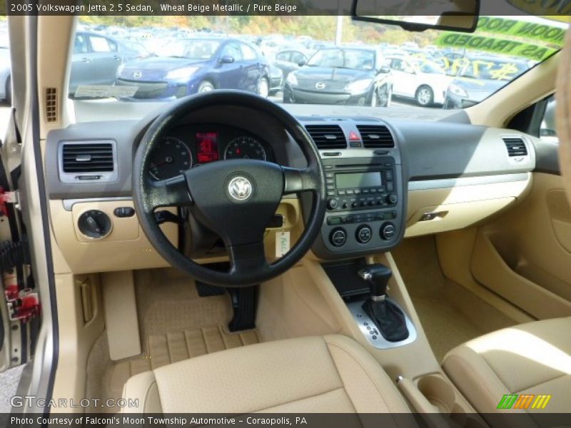 Wheat Beige Metallic / Pure Beige 2005 Volkswagen Jetta 2.5 Sedan