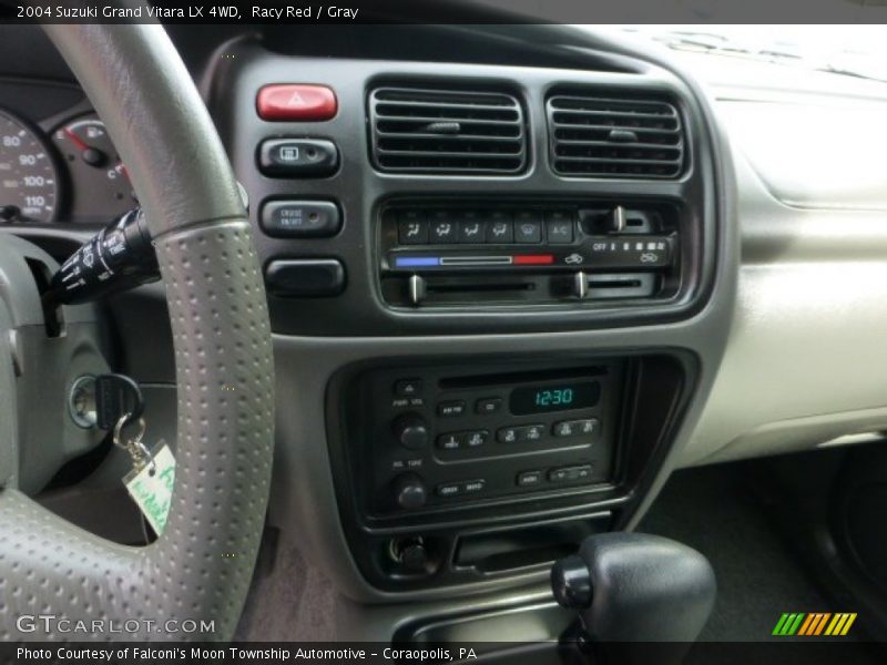 Racy Red / Gray 2004 Suzuki Grand Vitara LX 4WD