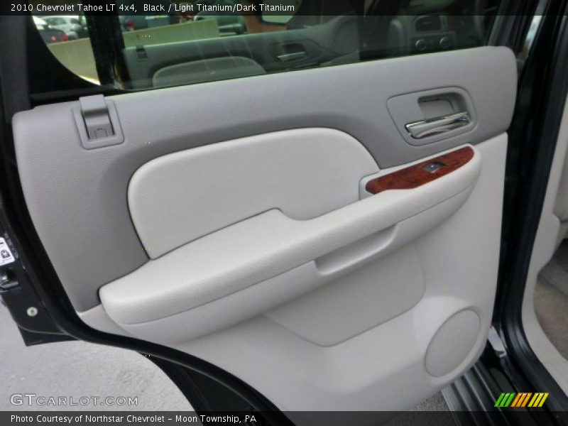 Black / Light Titanium/Dark Titanium 2010 Chevrolet Tahoe LT 4x4