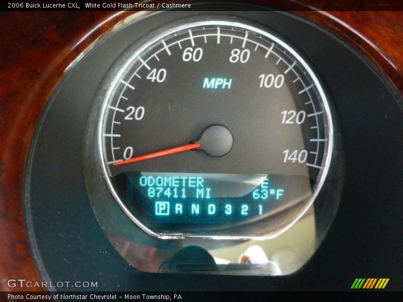 White Gold Flash Tricoat / Cashmere 2006 Buick Lucerne CXL