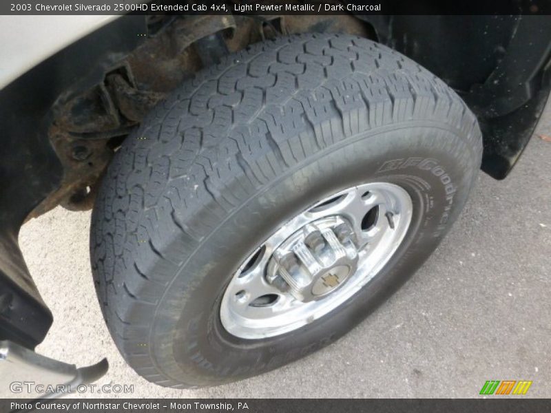Light Pewter Metallic / Dark Charcoal 2003 Chevrolet Silverado 2500HD Extended Cab 4x4